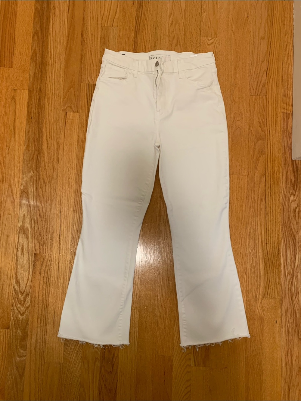 Frank & Eileen Killian Cropped Flare Jeans. Excellent Condition. Size 31.